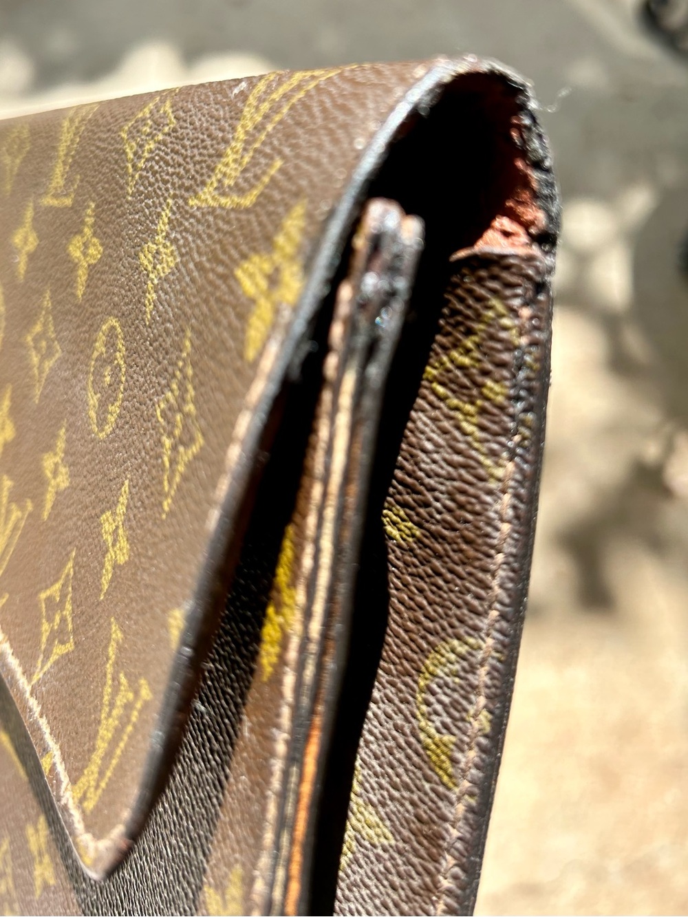 Louis Vuitton Monogram Porte-Documents Sénateur Vintage from 70/80’s. - Picture 9 of 16